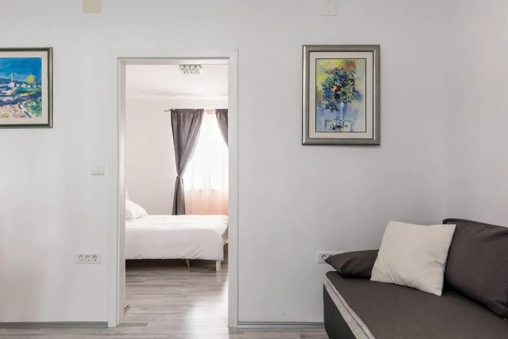 Apartman Buki ****